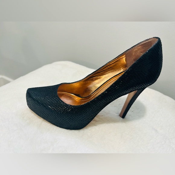 BCBG platform shoes, size 7.5, BLACK, heel 5', Worn once, good condition. - Picture 5 of 11